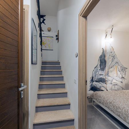 Bedandclimbing Hotel Baunei Exterior photo