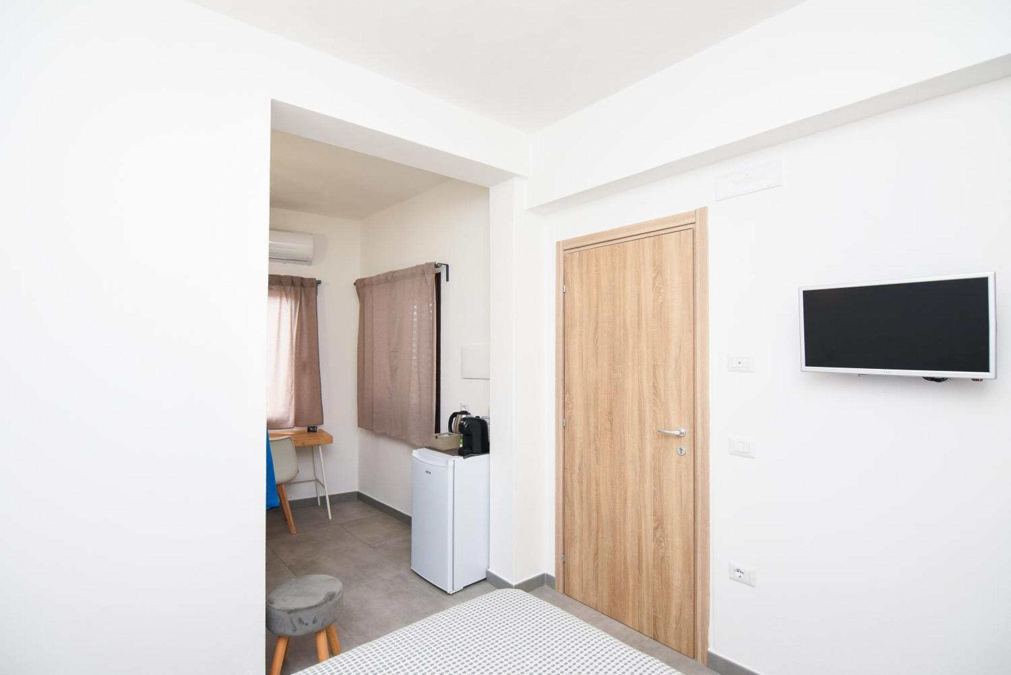 Bedandclimbing Hotel Baunei Exterior photo